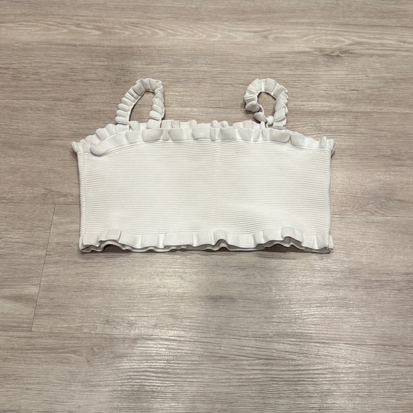 Zara White Ruffle Crop Top - Picture 3 of 3